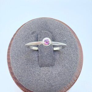 VTG Solid Sterling Silver 925 Amethyst Bezel Set Thin Band Ring Size 6.75